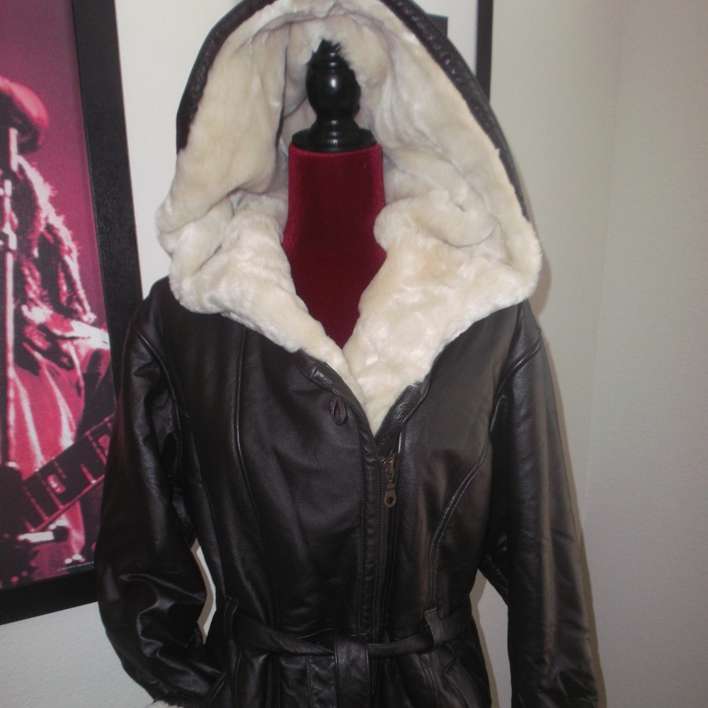 Wilson's Leather Jacket - Picture 3 of 8
